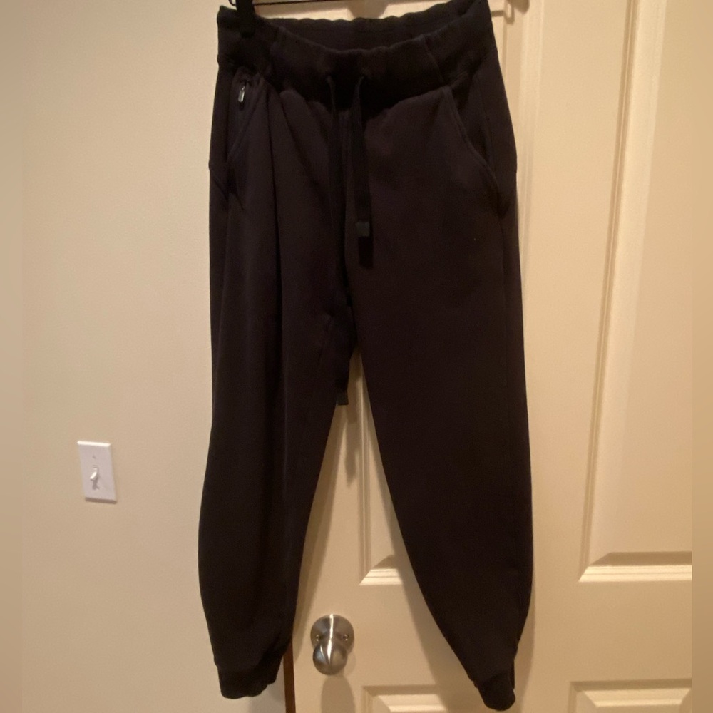 Athleta black  fleece jogger pants
